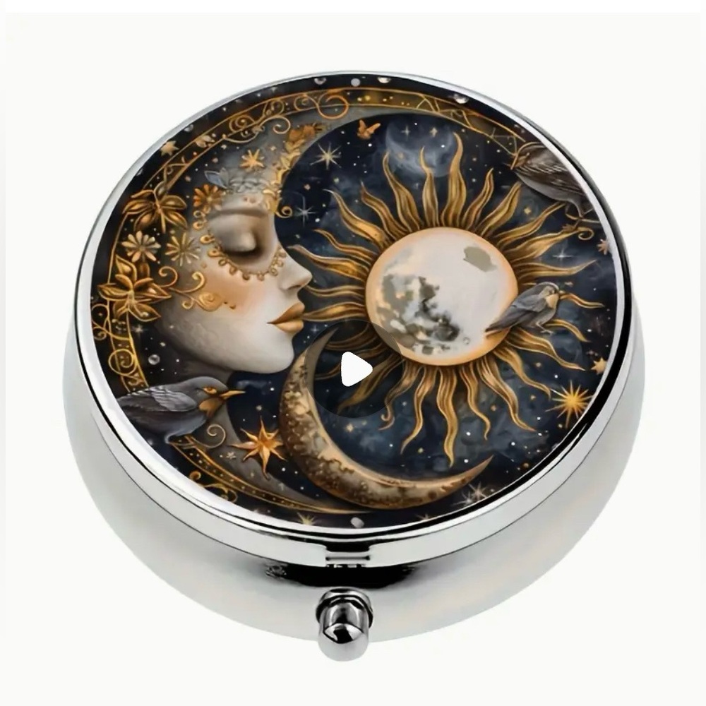 Celestial Inspired Round Pill Organizer 3-Compartment Compact Pill Case New